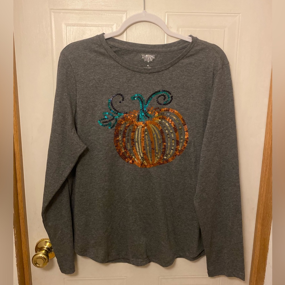 Sequin Pumpkin Long-Sleeve Women's Top - Gray